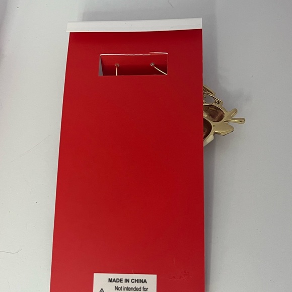 BETSEY JOHNSON Authentic Winking Reindeer Shepherd Hook Earrings Gold Tone NEW - Picture 8 of 11